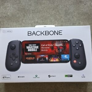 NWOT Backbone Black Mobile Gaming Controller for iPhone